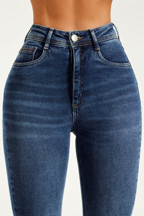 Calça Jeans Modeladora Essencial Reta Cós Super Alto