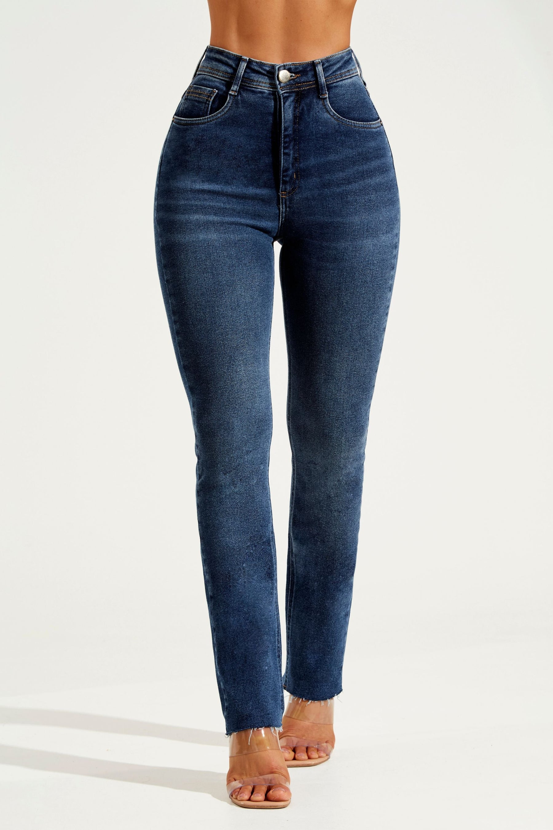 Calça Jeans Modeladora Essencial Reta Cós Super Alto